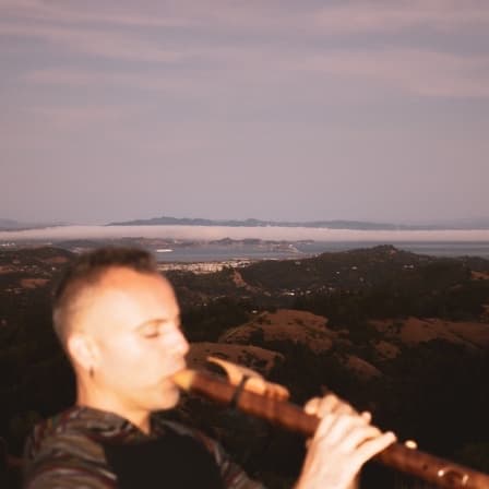 Gaiamor - Ceremonial musician and sound healer creating medicine music